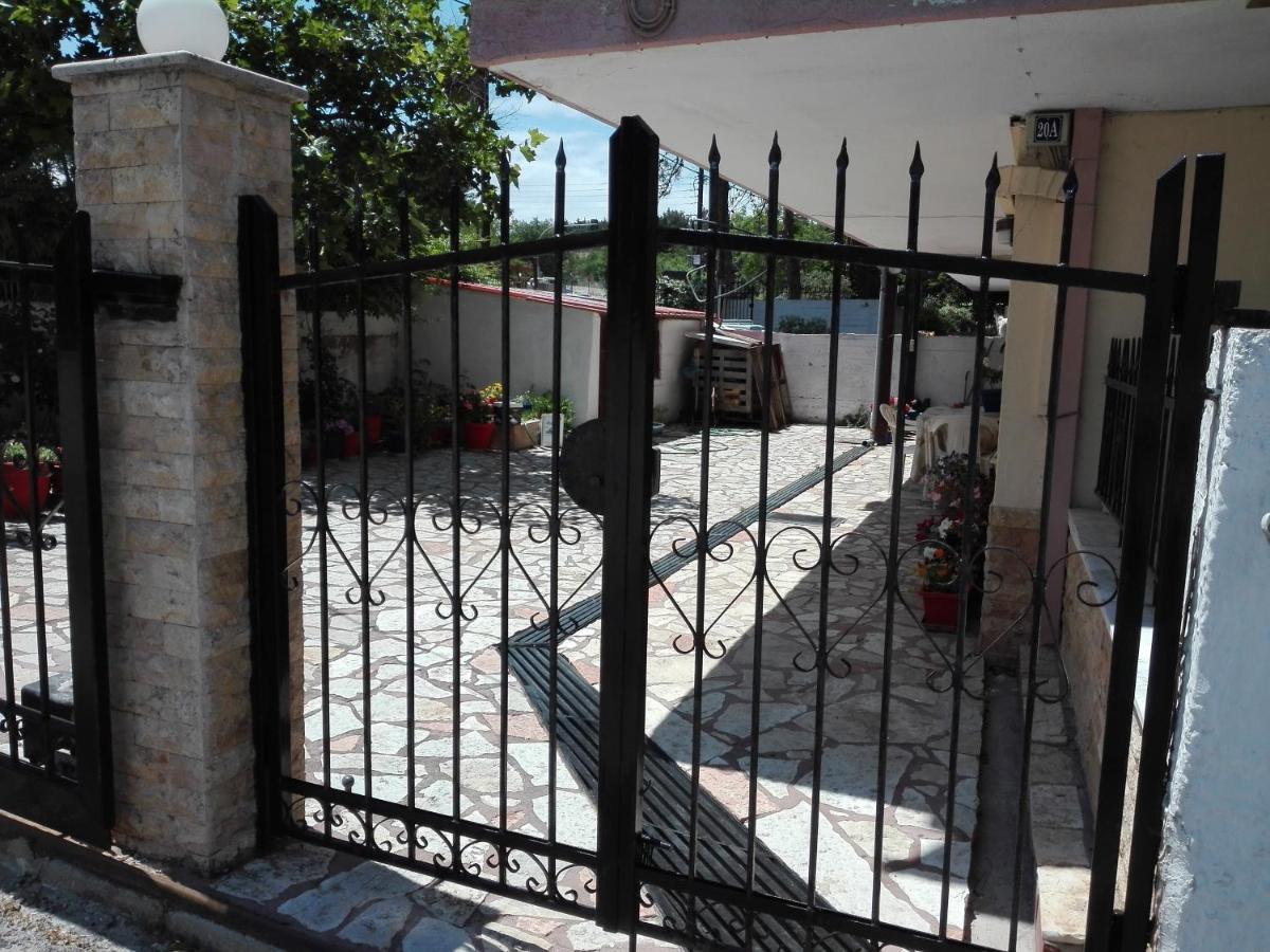 Ferienwohnung Casa Stella Agía Triás Exterior foto